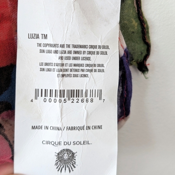 NWT Cirque Du Soleil's Luzia Show Collector Scarf - Picture 8 of 9